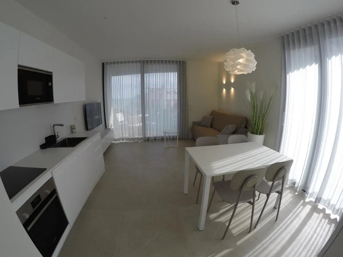 Suite Serenissima Bilocale Con Terrazzo Frontemare - Agenzia Cocal Caorle Apartamento