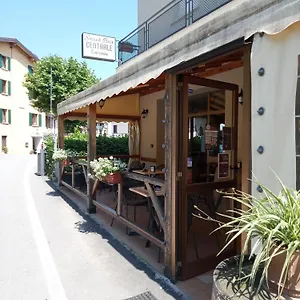 Vesta , Gargnano Italia